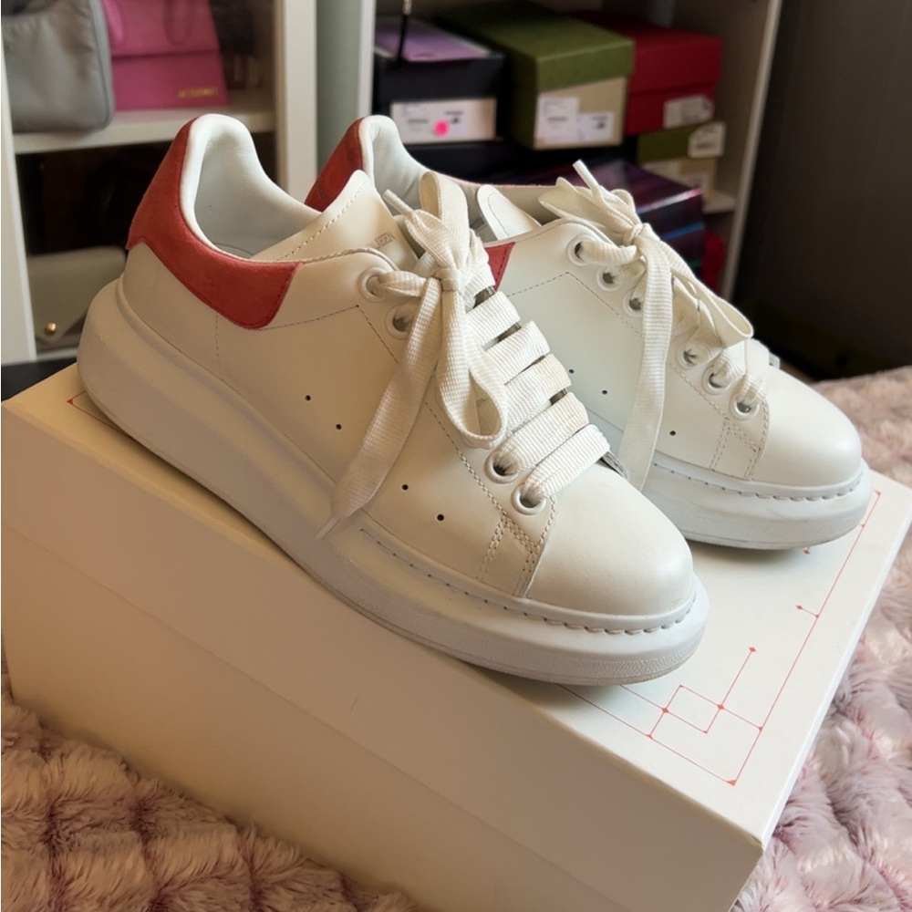 Authentic good condition - Picture 2 of 4